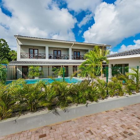 Casita Palma Boutique Resort 克拉伦代克 外观 照片